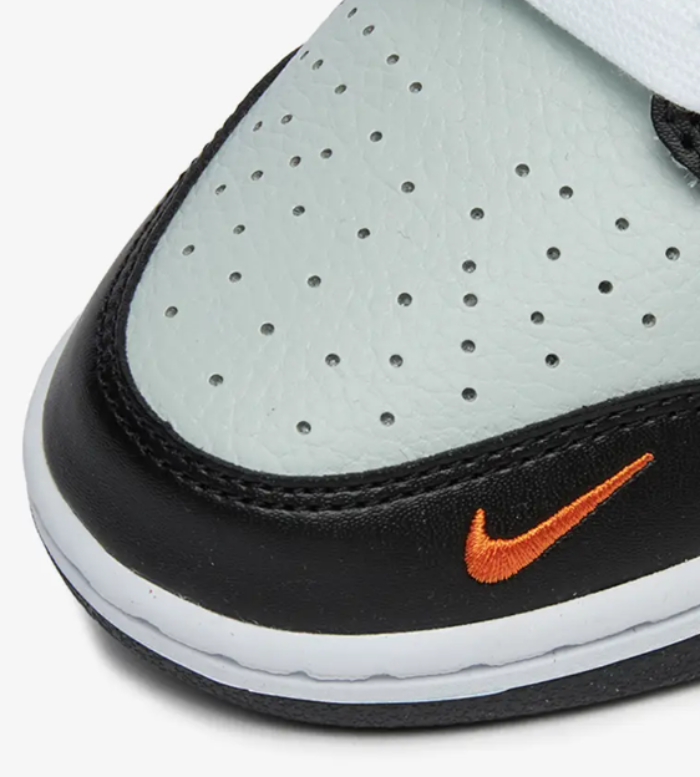 Nike SB Dunk Low Luxeara
