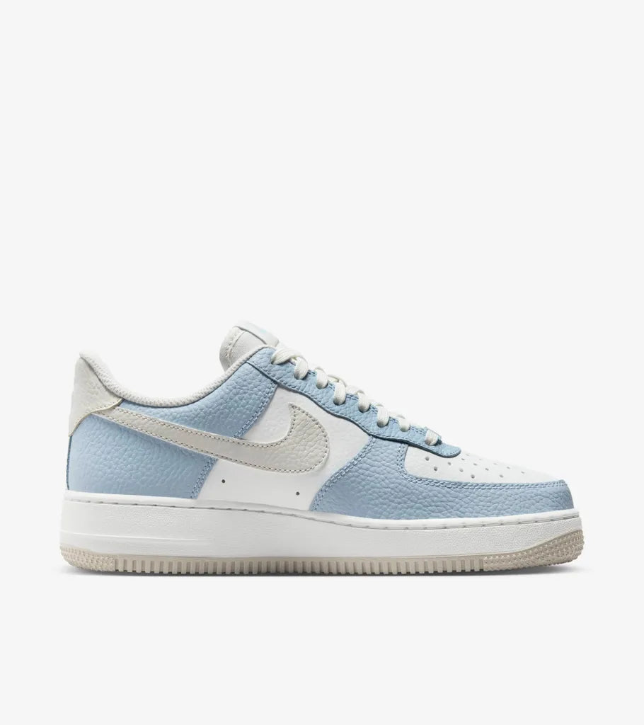 Nike Air Force 1 07 Premium Men's Shoes Nike