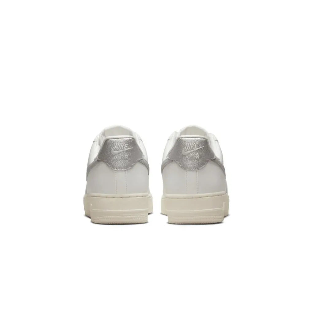 Nike Air Force 1 07 Premium Men's Shoes Nike