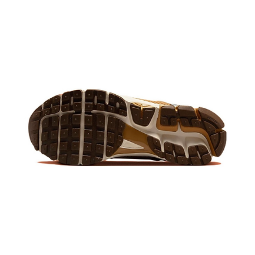 Nike Air Zoom Vomero 5 Shoes Nike